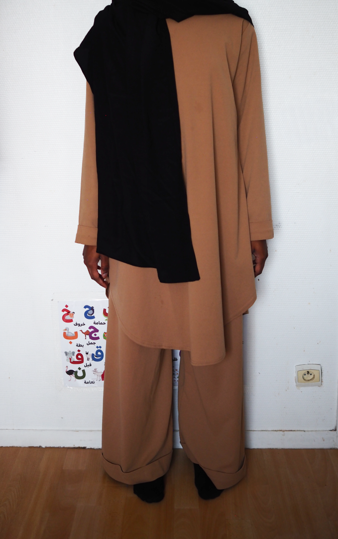 Ensemble 2 pièce beige – Image 3