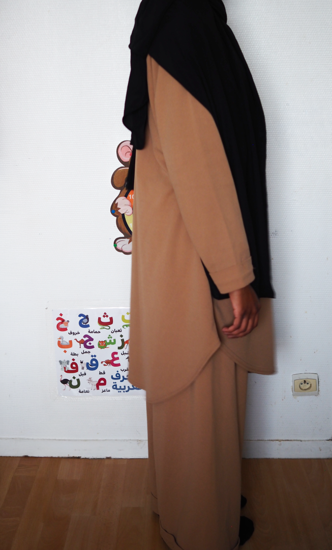 Ensemble 2 pièce beige – Image 2